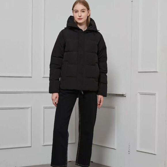 Canada Goose Women’s Down Coat – Black - Picture 5 of 7